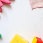 Czysty dom bez przepłacania: roczny plan wydatków na środki czystości krok po kroku