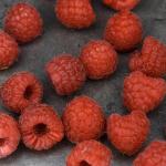 Maliny bez szarej pleśni: ekologiczne metody, które naprawdę działają