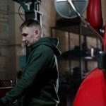 Raz w miesiącu, zero bałaganu: plan ogarnięcia garażu dla zapracowanych